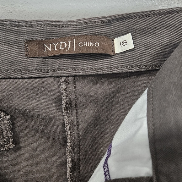 NOT FOR SALE - Picture 3 of 6